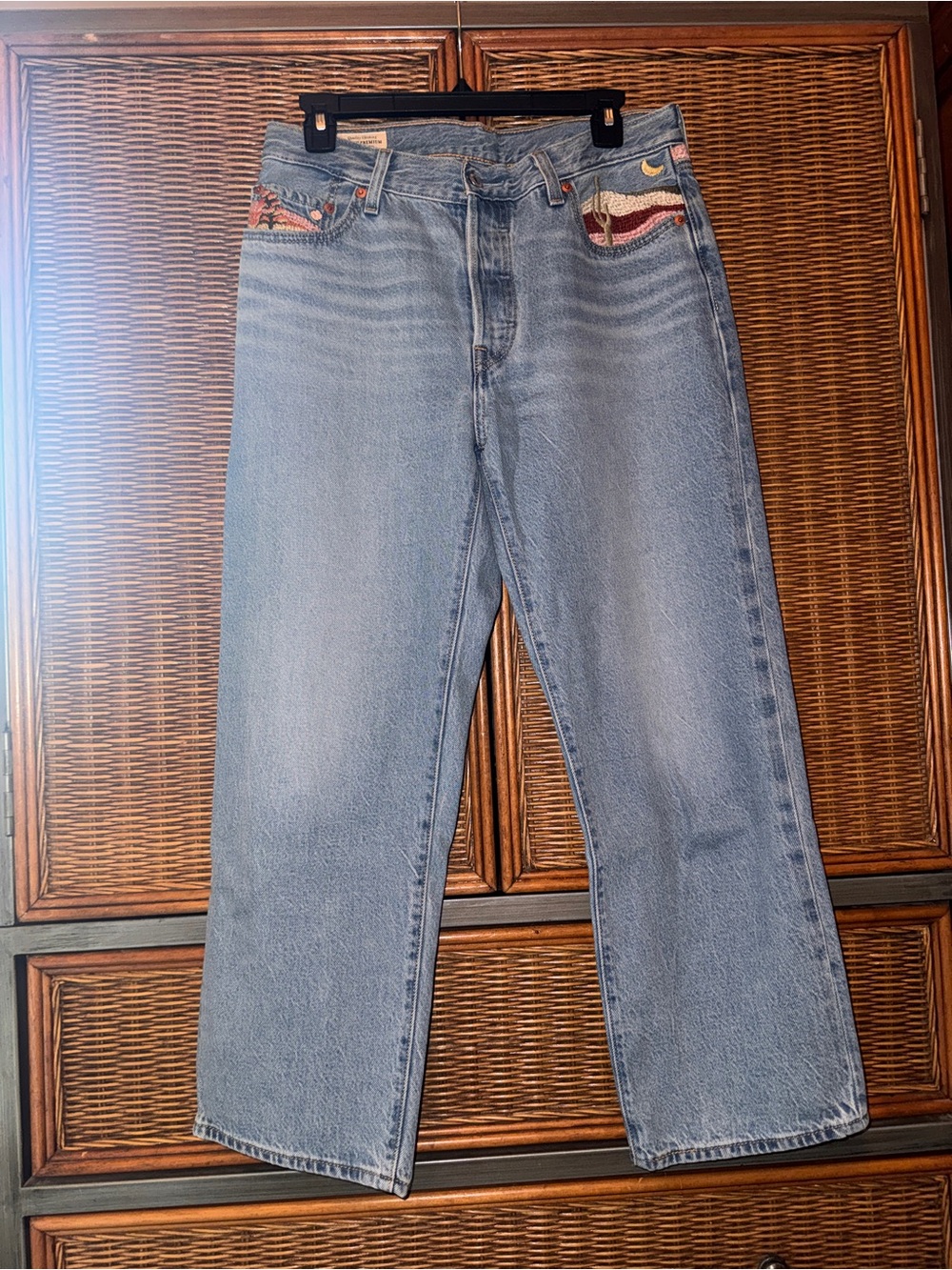 Levi's Light Blue Desert Utopia Embroidered Denim Vest and 501 90’s Jeans Set - Picture 7 of 16